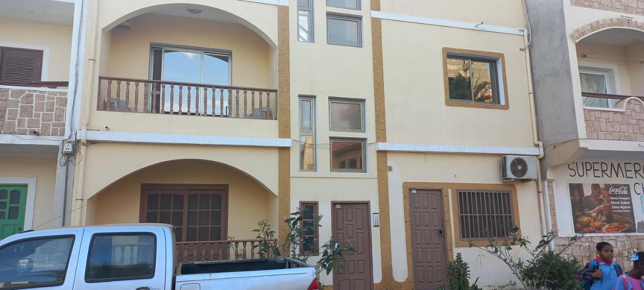 Ka-Bela 2 Apartment ซาลเรย์ ภายนอก รูปภาพ